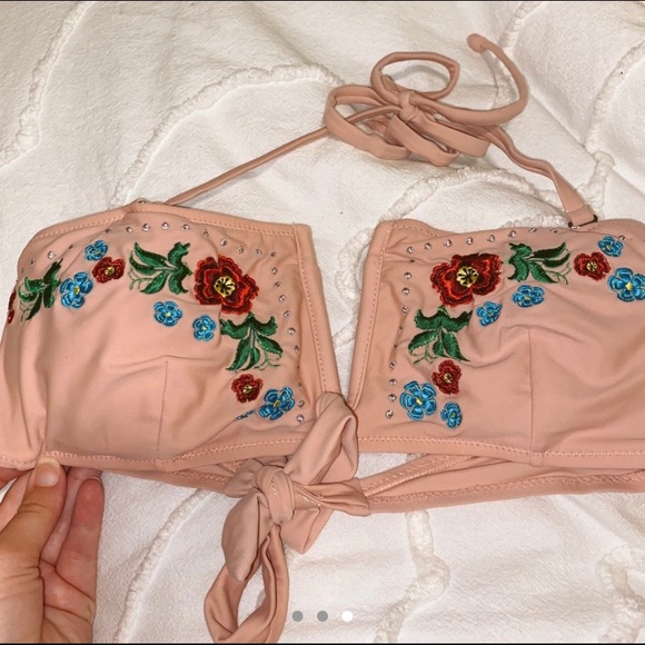 Bathing suit set - Picture 3 of 3